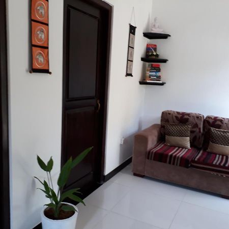 Apna Homestay Apartments Unawatuna Exterior foto