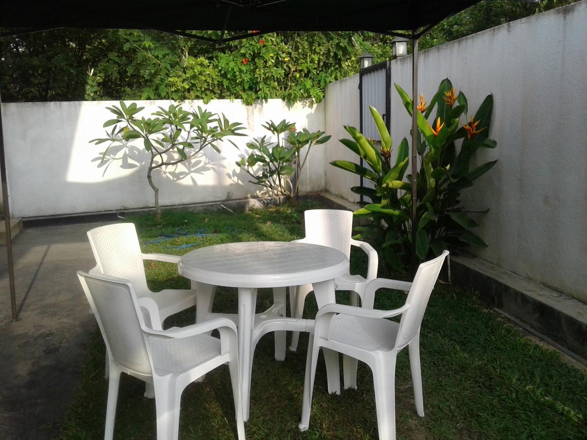 Apna Homestay Apartments Unawatuna Exterior foto